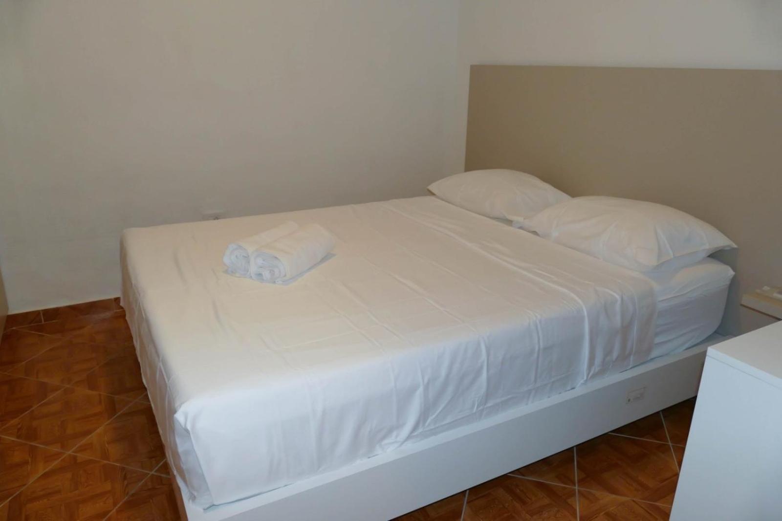 Buzuku House Hotel Ulcinj Bagian luar foto